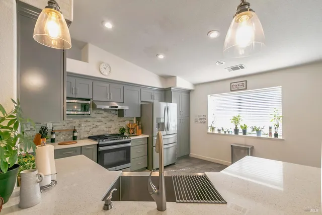 $3,500 | 3257 Vista Del Lago Way, Fairfield, CA 94533