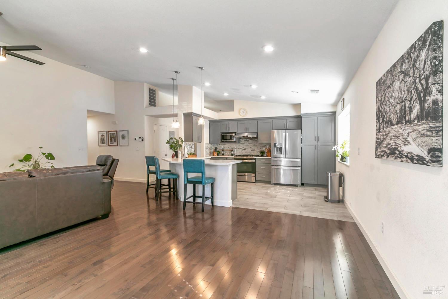 3257 Vista Del Lago Way Fairfield, CA 94533 - Photo 20 of 46