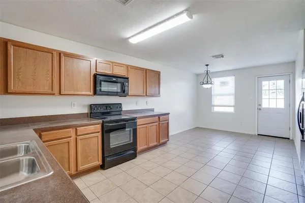 $2,195 | 13196 Cleburne Drive, Frisco, TX 75035