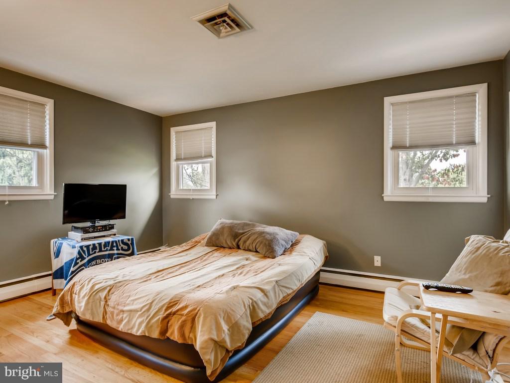 1615 Alston Road Towson, MD 21204 - Photo 12 of 33 Gallery Image 12