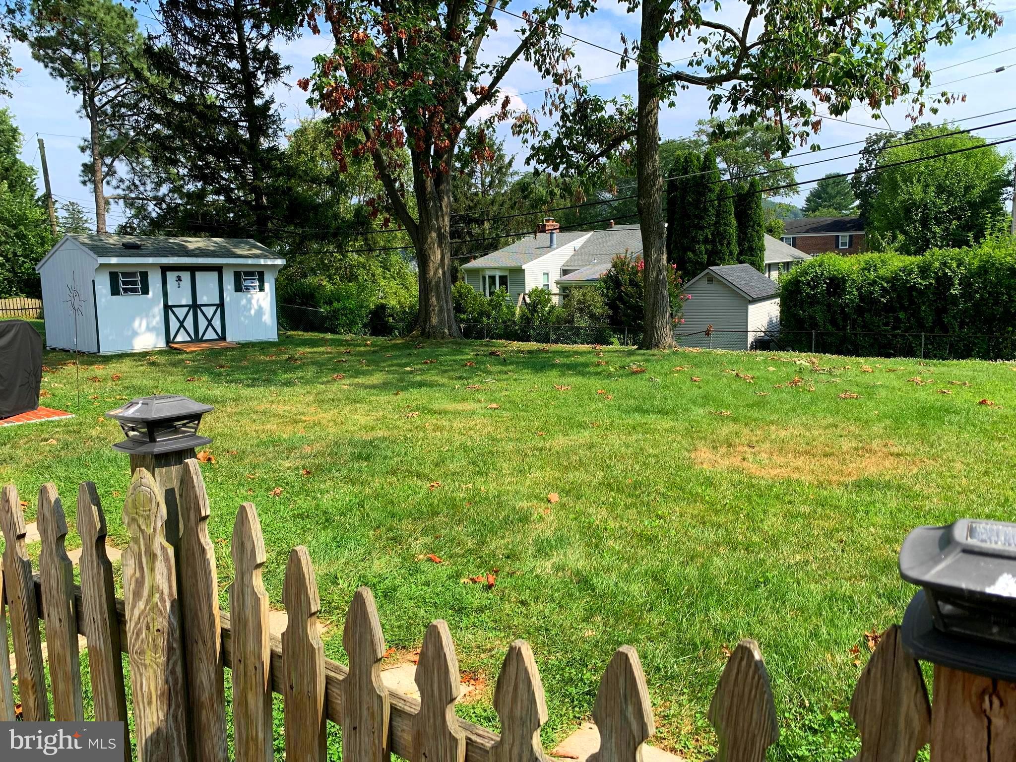 1615 Alston Road Towson, MD 21204 - Photo 27 of 33 GREAT BACKYARD