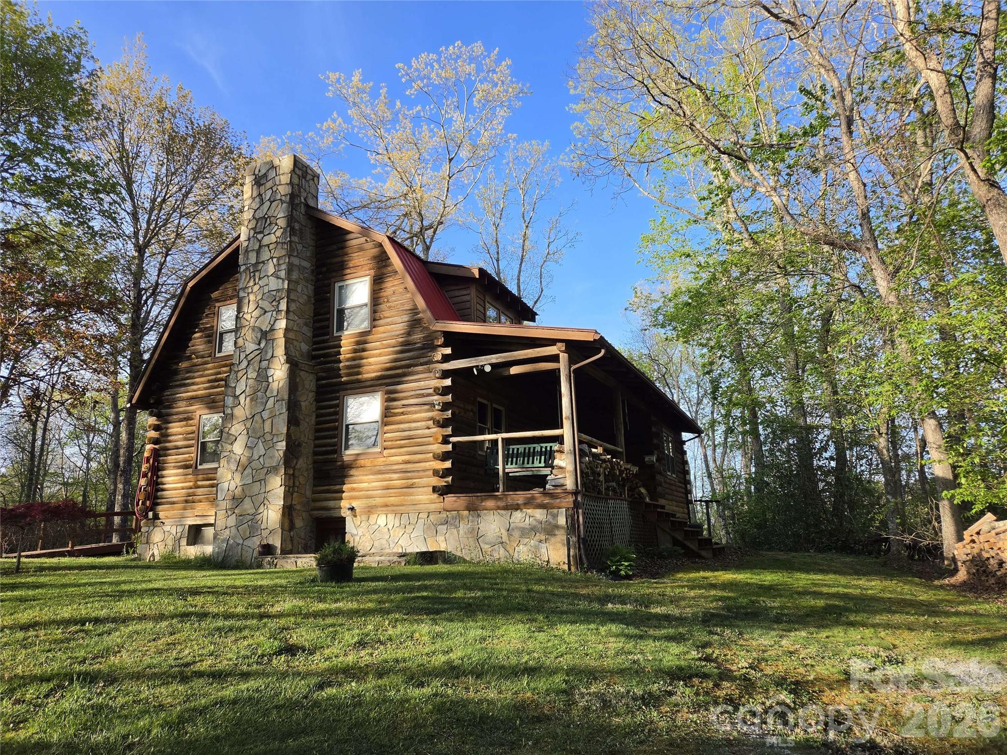 692 Buck Hill Road Newland, NC 28657 - Photo 3 of 31