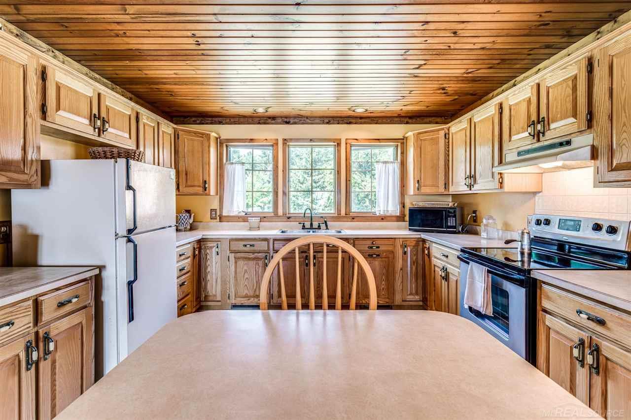 7106 Lakeshore Road Palms, MI 48465 - Photo 40 of 94