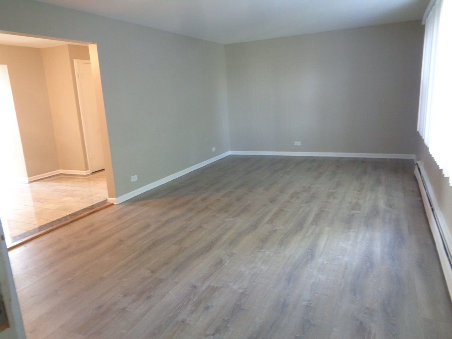 7650 South Harlem Avenue, Unit 2C Bridgeview, IL 60455 - Photo 3 of 9