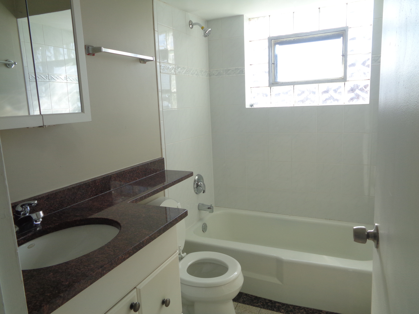 7650 South Harlem Avenue, Unit 2C Bridgeview, IL 60455 - Photo 9 of 9