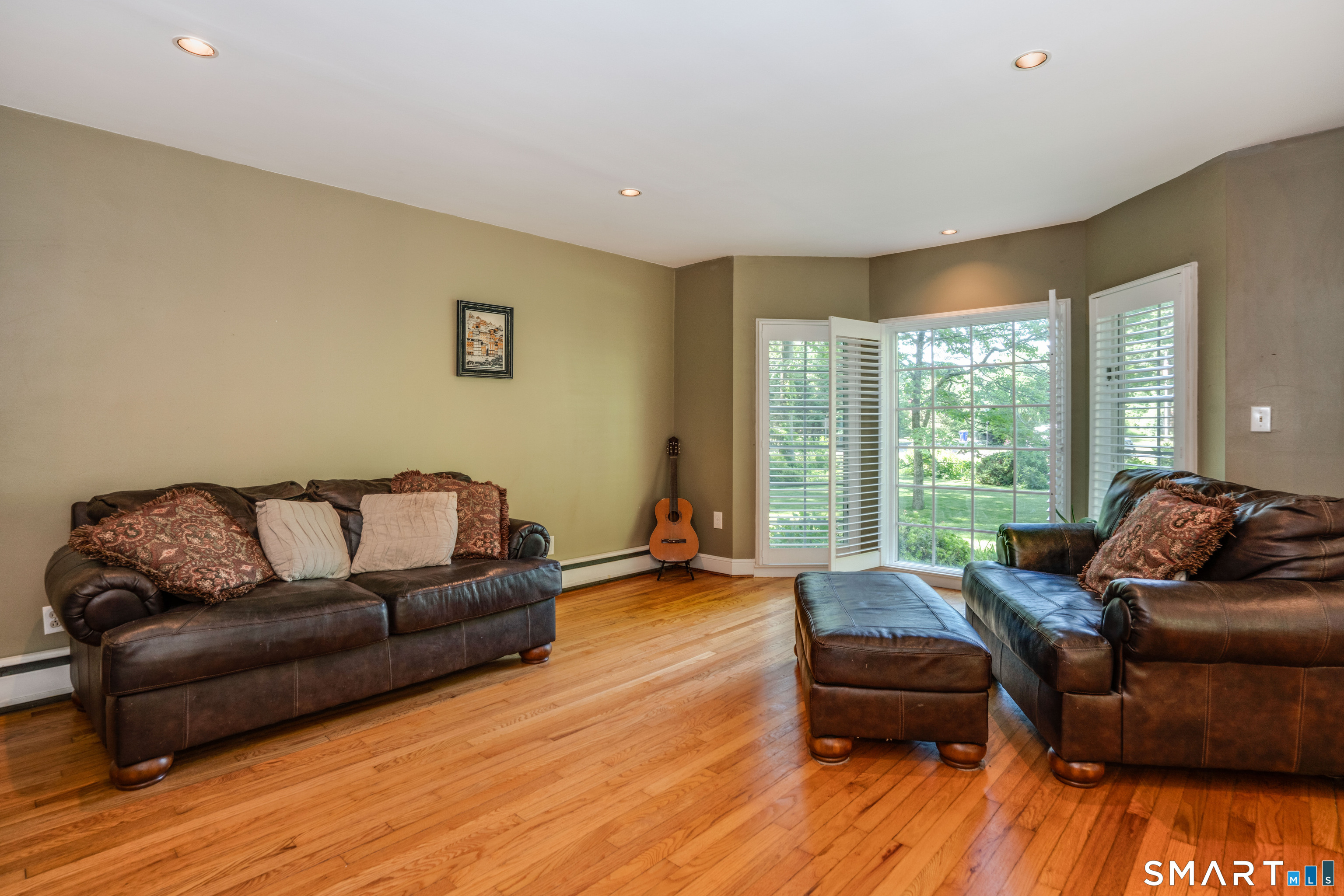 38 Hickory Hill Road Simsbury, CT 06070 - Photo 7 of 40