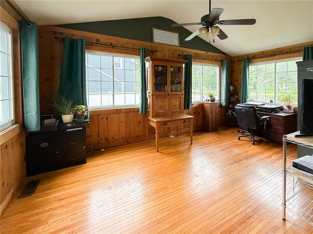 1240 Canandaigua Road Palmyra, NY 14522 - Photo 17 of 31