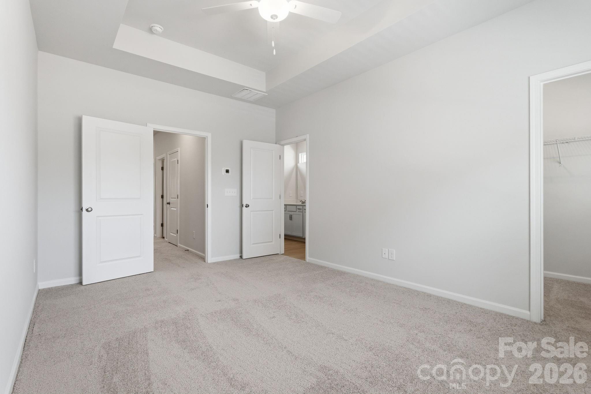 4636 Lakeview Road Charlotte, NC 28216 - Photo 8 of 18 Gallery Image 8