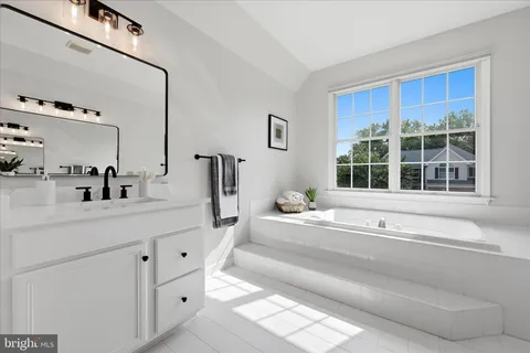 $1,130,000 | 22806 Oatlands Grove Place, Ashburn, VA 20148