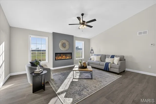 $435,000 | 617 Middletown Court, O'Fallon, IL 62269