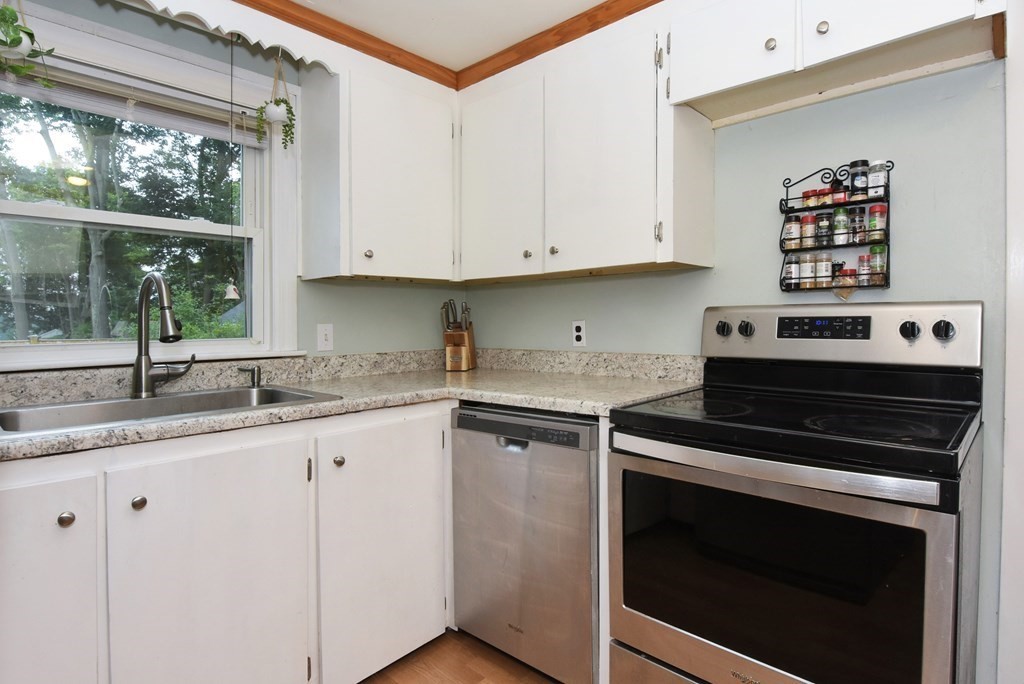9 Chapel Road Danvers, MA 01923 - Photo 10 of 21 Gallery Image 10