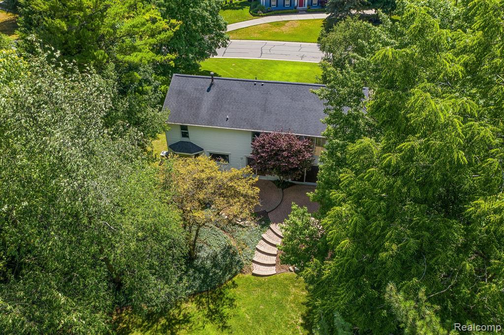 1300 East Fairview Lane Rochester Hills, MI 48306 - Photo 22 of 64