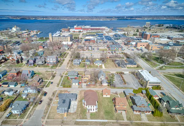 $150,000 | 382 West Muskegon Avenue, Muskegon, MI 49440
