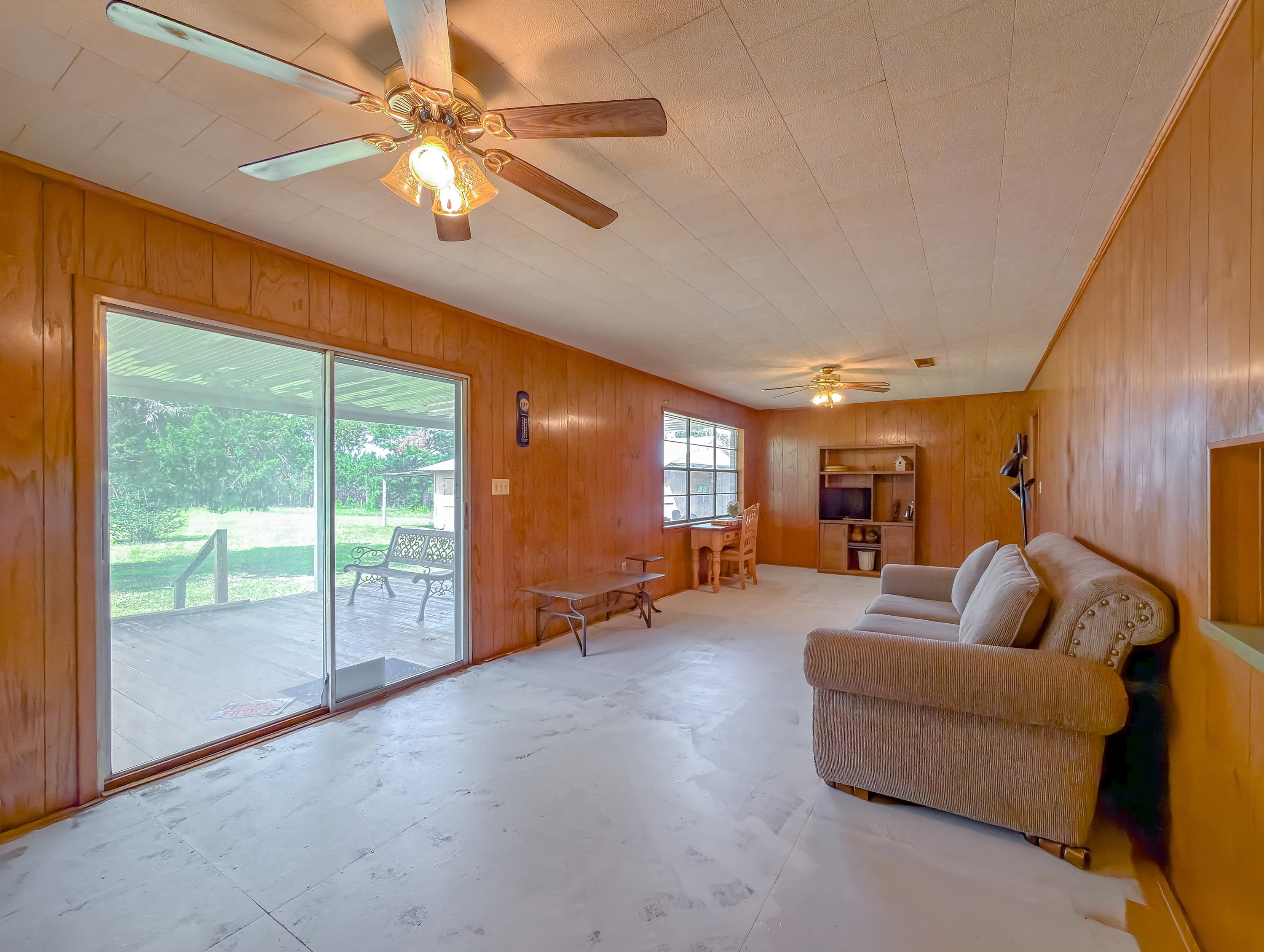 2555 Hollister Road Marianna, FL 32446 - Photo 17 of 68