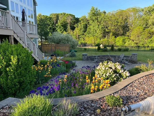 $924,800 | 1203 Gideon Trace, Charlton, NY 12302