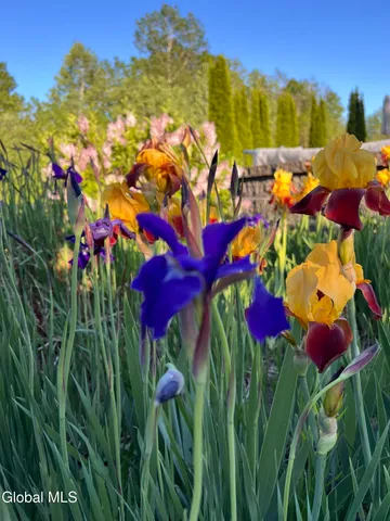 $924,800 | 1203 Gideon Trace, Charlton, NY 12302