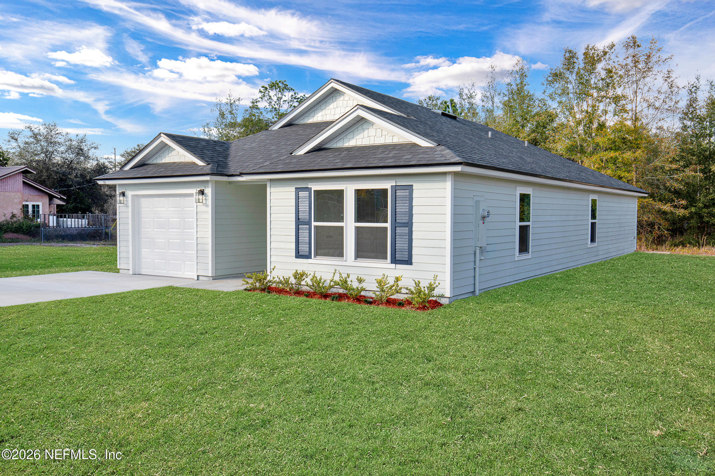 138 Kelly Smith School Road Palatka, FL 32177 - Photo 4 of 52 a view of a house with a yard