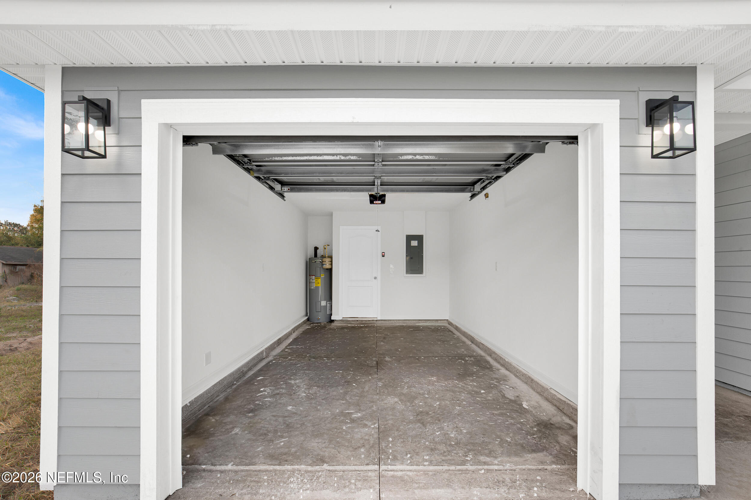 138 Kelly Smith School Road Palatka, FL 32177 - Photo 42 of 52 a view of garage