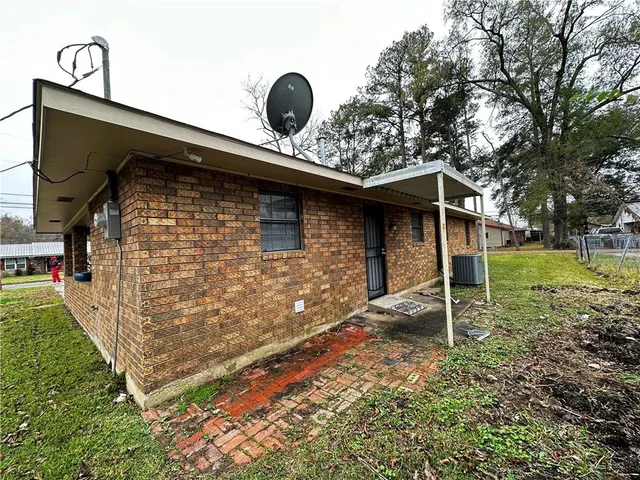 $126,000 | 307 Martin Luther King Drive, Marksville, LA 71351