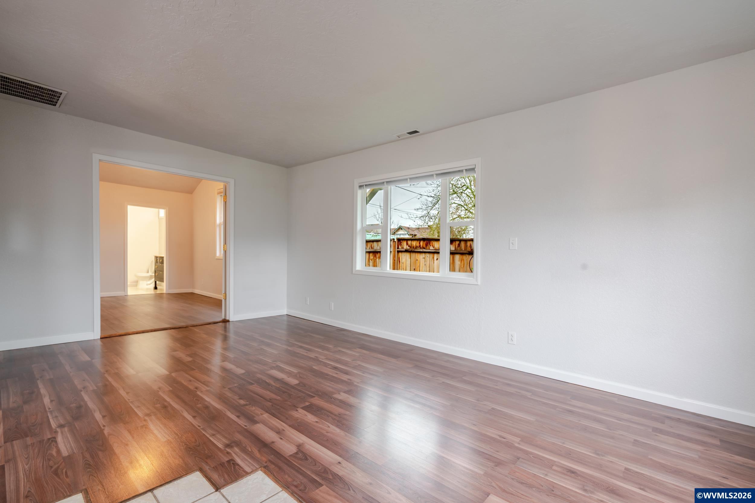 1229 Southwest Washington Street Albany, OR 97321 - Photo 11 of 28