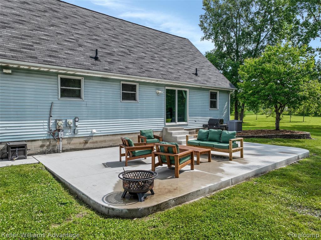 26855 King Road Romulus, MI 48174 - Photo 33 of 40