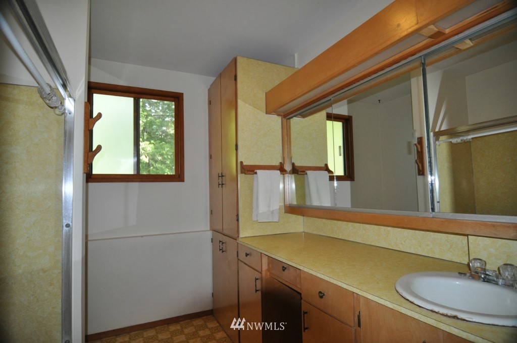 121 Sea Ranch Road Lopez Island, WA 98261 - Photo 7 of 11