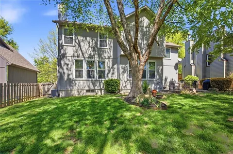 $450,000 | 15375 West 150th Street, Olathe, KS 66062