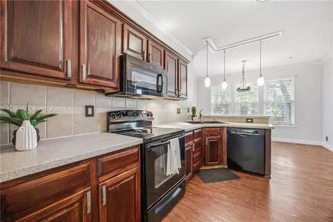 $450,000 | 15375 West 150th Street, Olathe, KS 66062