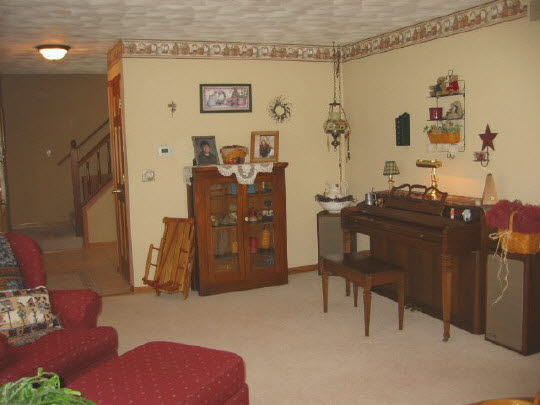 1144 Aldrin Road Rockton, IL 61072 - Photo 8 of 11 Gallery Image 8