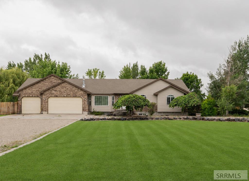 3860 East 390 North Rigby, ID 83442 - Photo 1 of 51 Main View