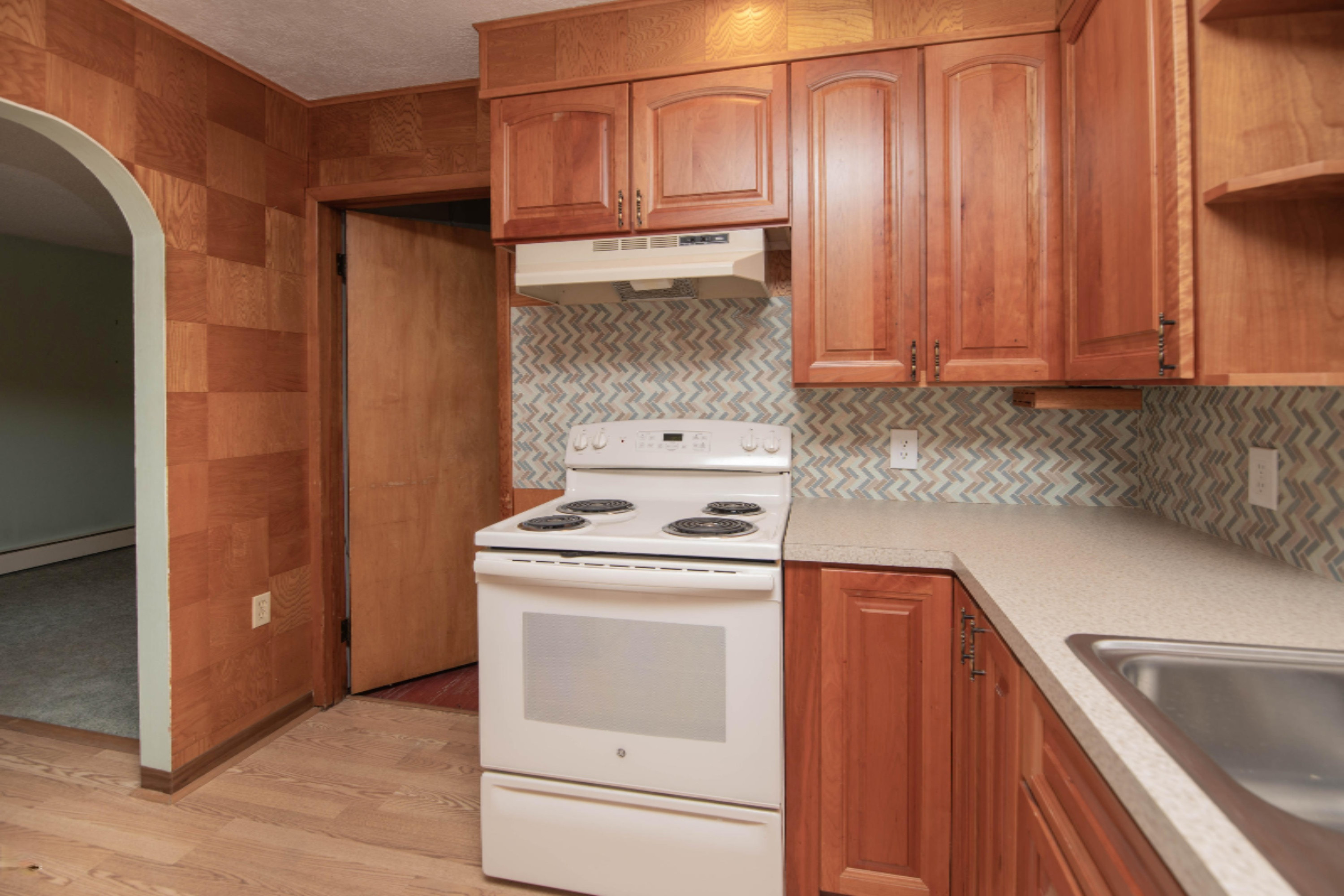 8080 Day Road Bellevue, MI 49021 - Photo 4 of 18 8080_E_Day_Road_08