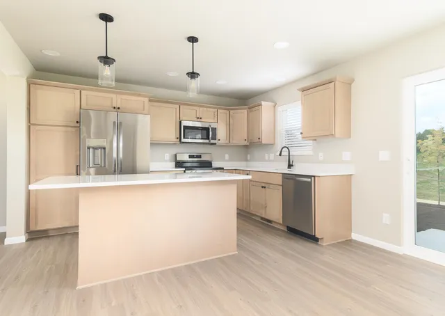 $499,900 | 981 Merri-Hill Drive, Oregon, WI 53575