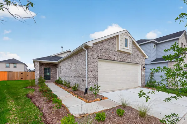 $229,990 | 520 Emerald Thicket Lane, Houston, TX 77336