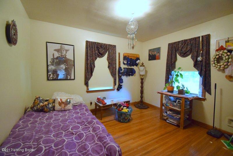 4307 Lambert Road Louisville, KY 40219 - Photo 26 of 34 DSC_0492