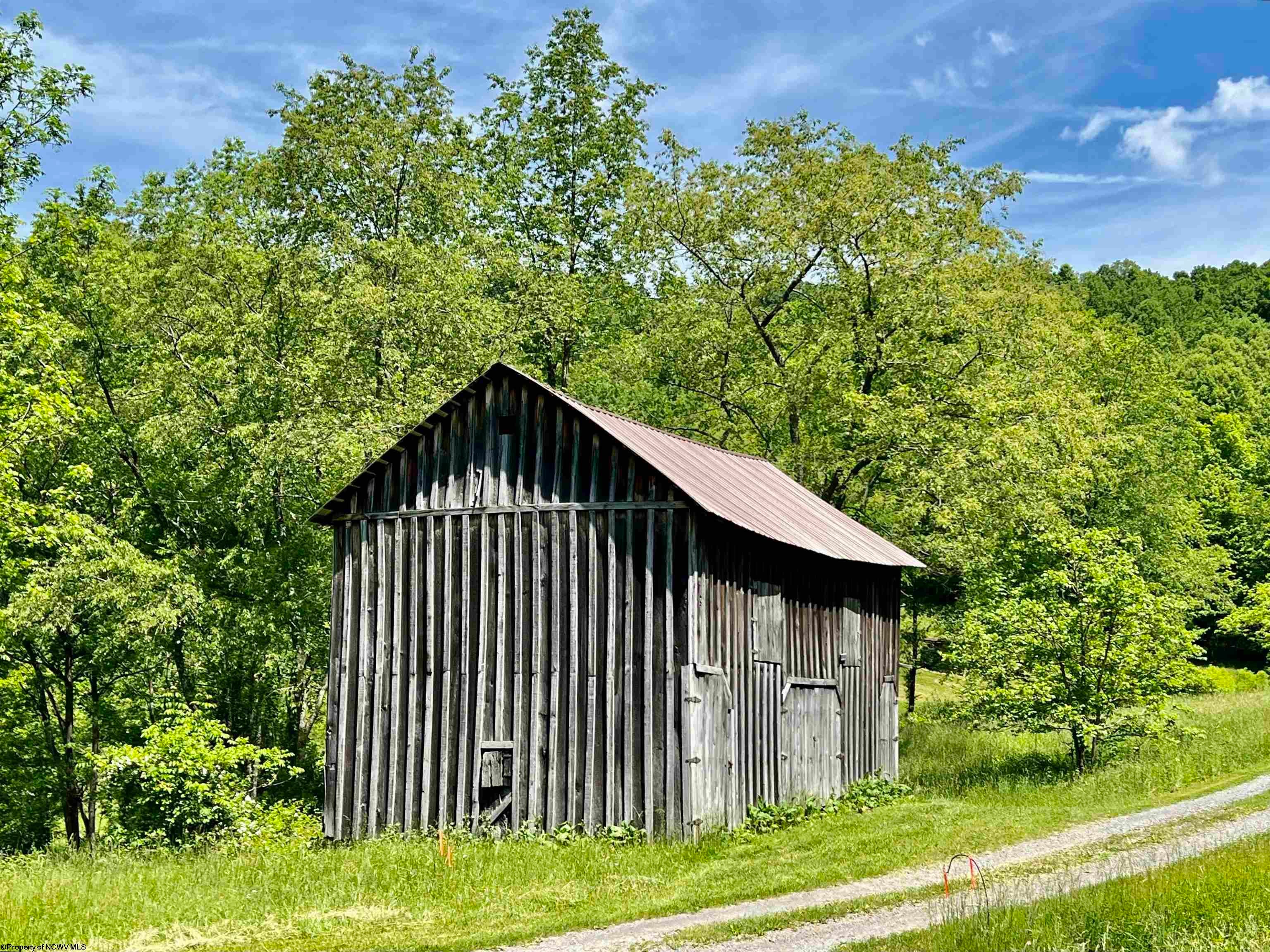 361 Stringtown Road Mannington, WV 26582 - Photo 25 of 33 Gallery Image 25