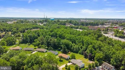 $700,000 | 9008 Edgewood Drive, Gaithersburg, MD 20877