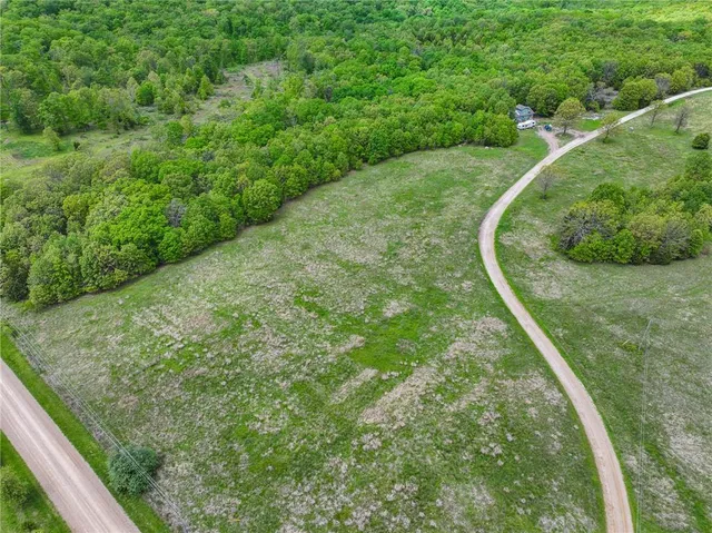 $295,000 | 11375 Northeast 50 Road, Osceola, MO 64776