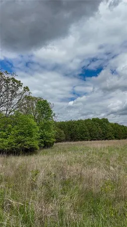 $295,000 | 11375 Northeast 50 Road, Osceola, MO 64776