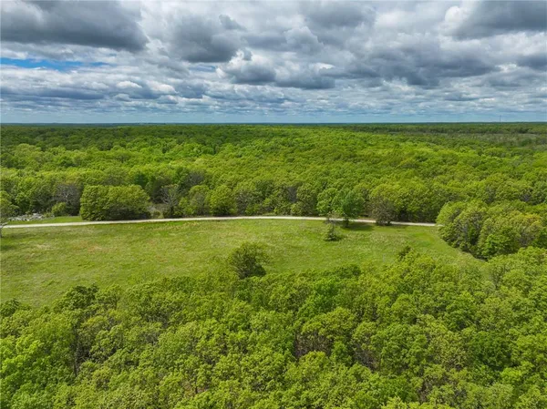 $295,000 | 11375 Northeast 50 Road, Osceola, MO 64776