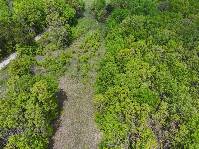 $295,000 | 11375 Northeast 50 Road, Osceola, MO 64776