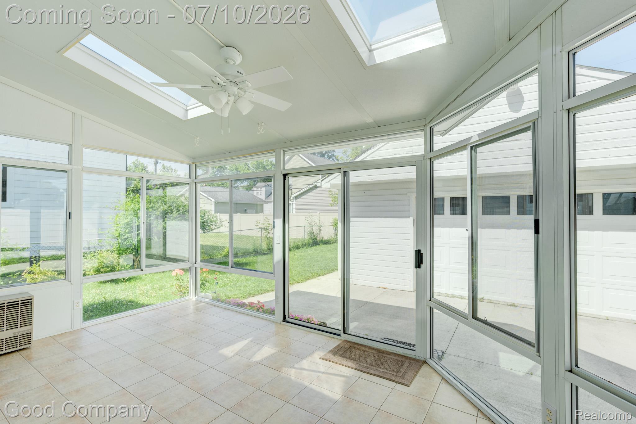 3689 Phillips Avenue Berkley, MI 48072 - Photo 7 of 51 3689 Phillips Ave.-03.jpg