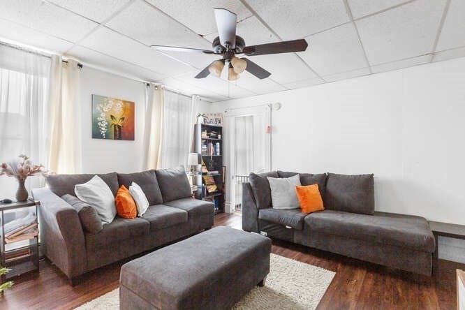 24 Adams Street Springfield, MA 01105 - Photo 3 of 12