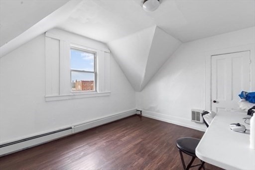 24 Adams Street Springfield, MA 01105 - Photo 7 of 12