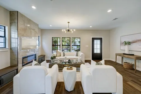 $920,000 | 2109 Sul Ross Street, Houston, TX 77098