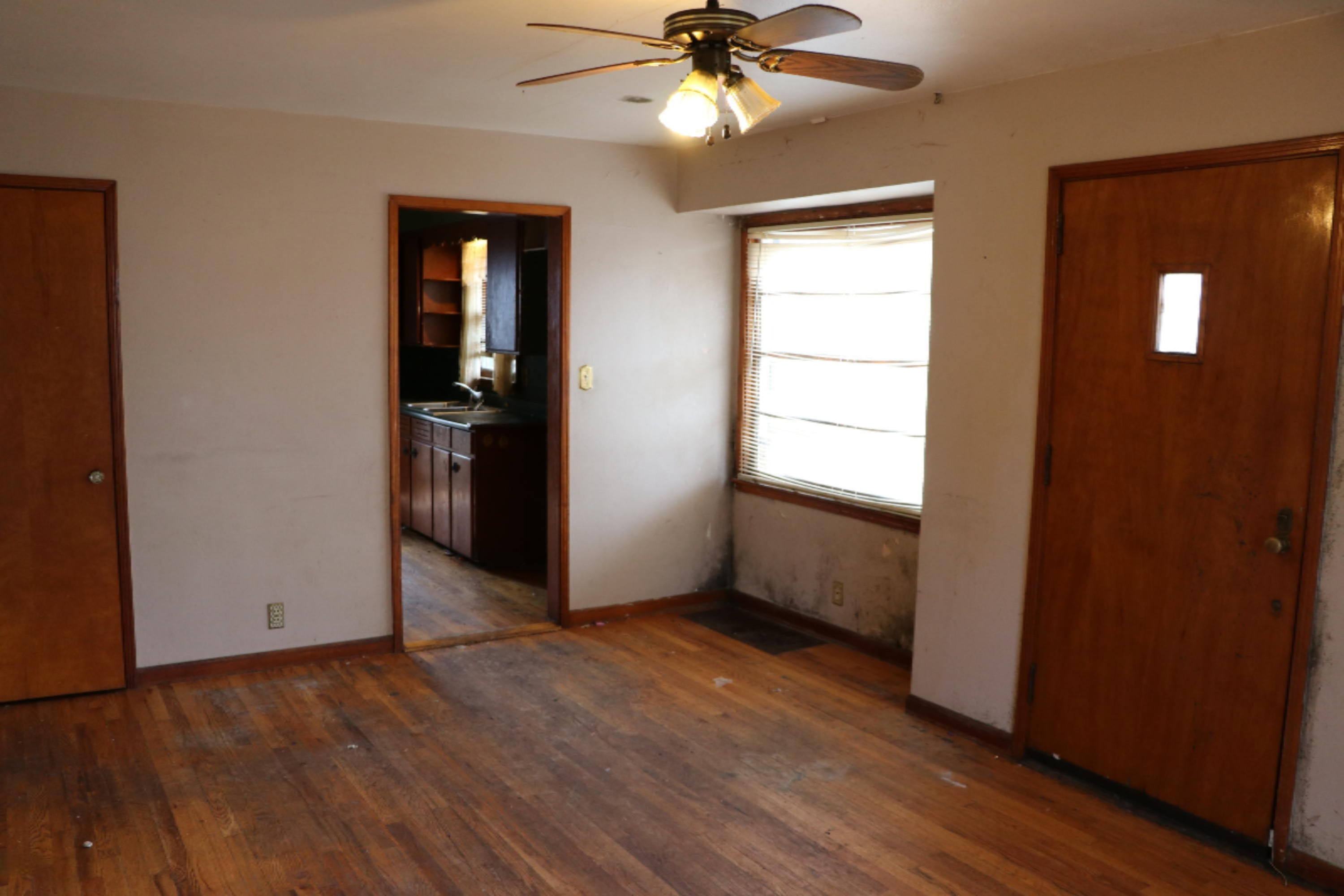513 Chippewa Road Benton Harbor, MI 49022 - Photo 4 of 35 IMG_2825 - Copy