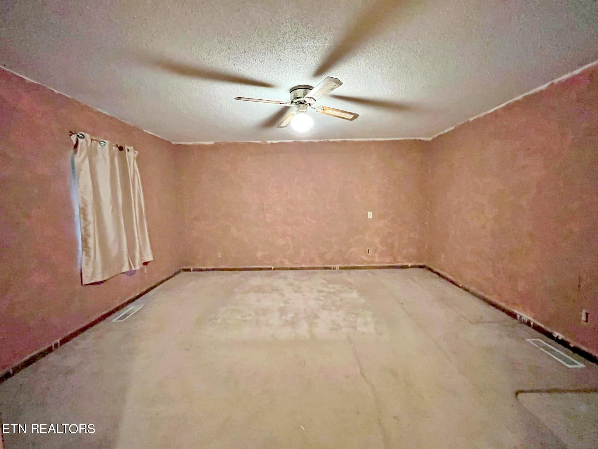 2167 County Road 700 Riceville, TN 37370 - Photo 27 of 32 641e872d-8a1e-477b-8640-898bca43a2c9