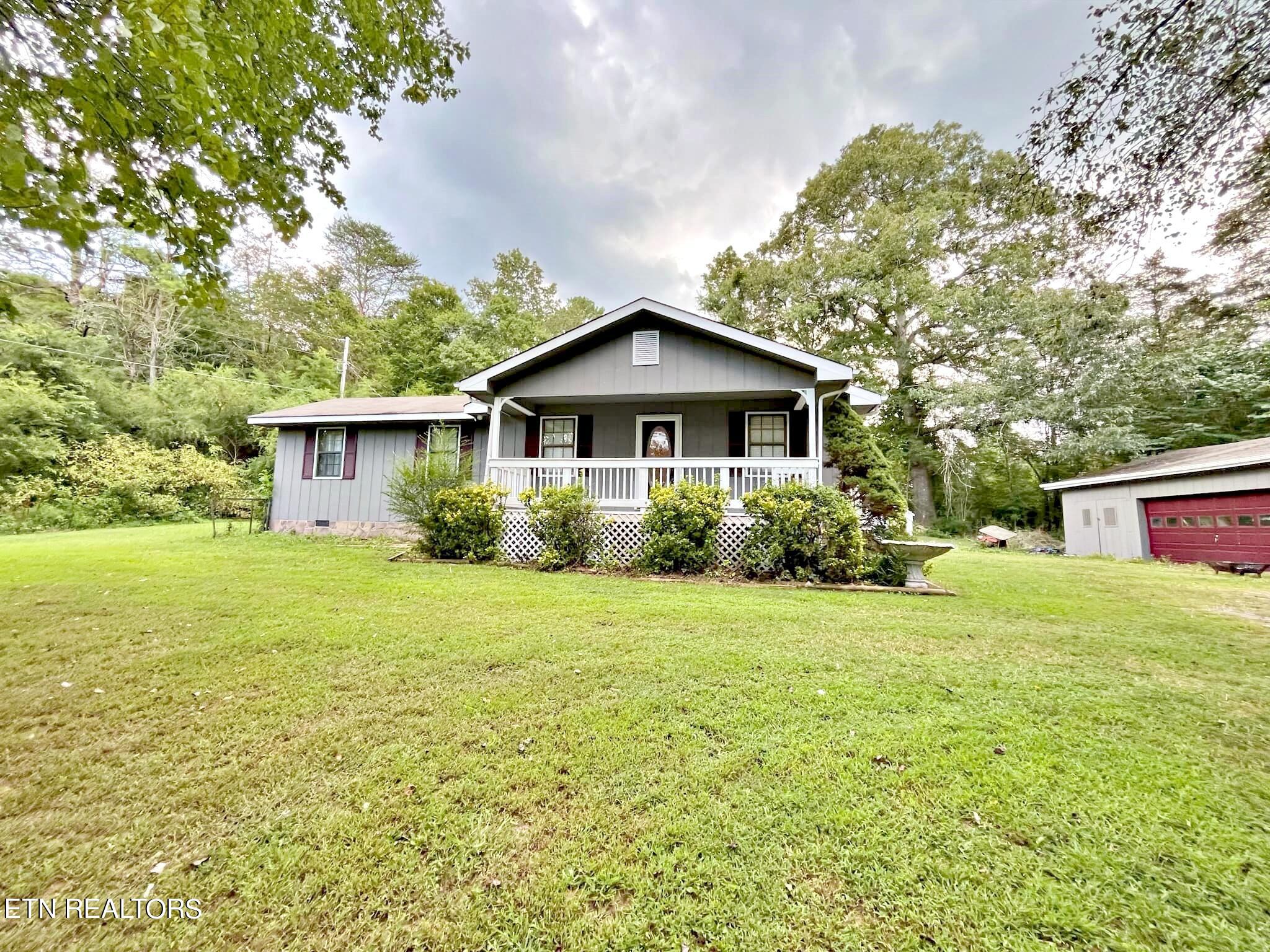 2167 County Road 700 Riceville, TN 37370 - Photo 4 of 32 c9908f20-0dd6-41dd-8cd0-dc96d386a647