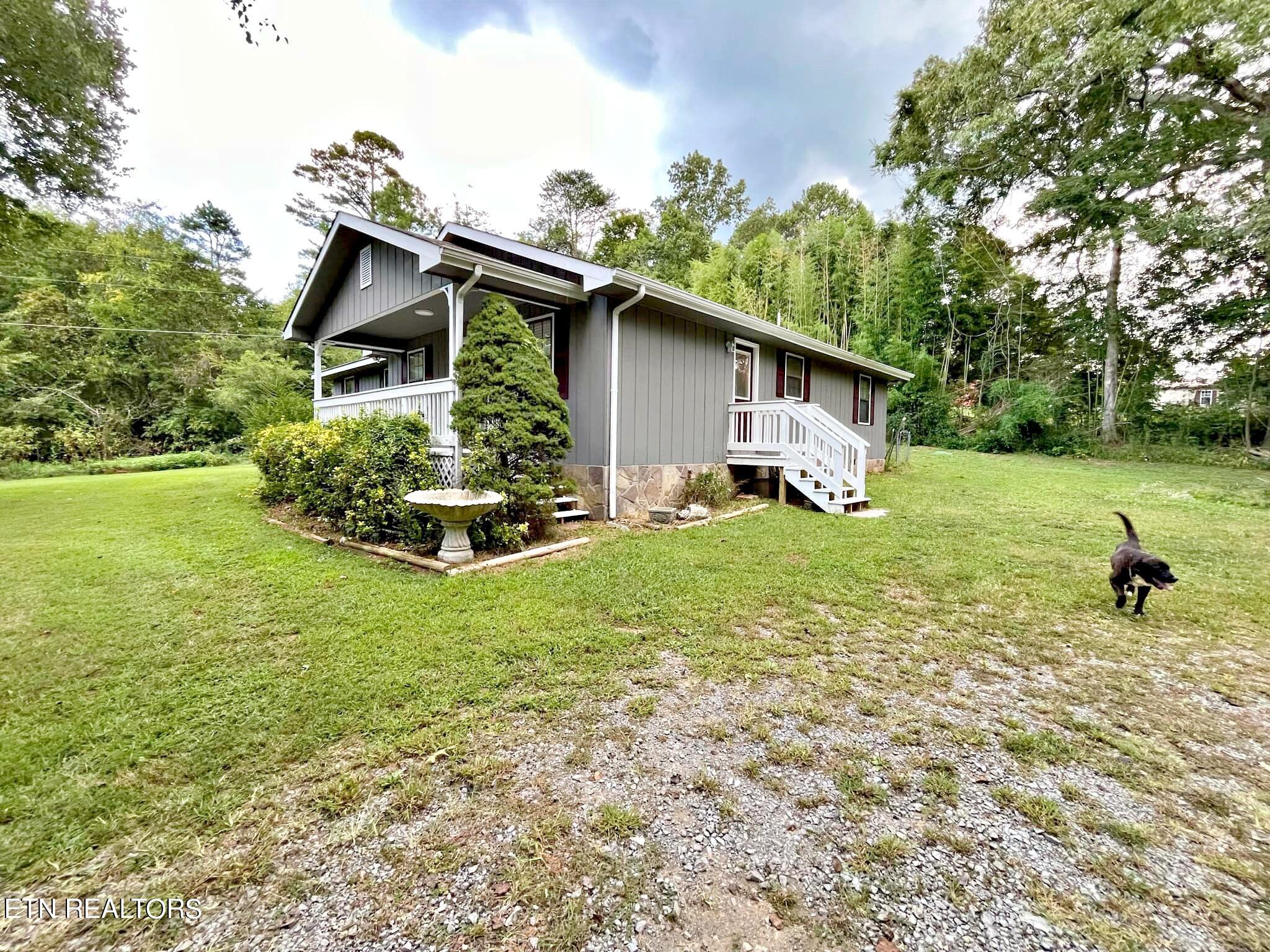 2167 County Road 700 Riceville, TN 37370 - Photo 5 of 32 fbd01435-0d3f-40cf-9fd5-401cfbf5b3c7