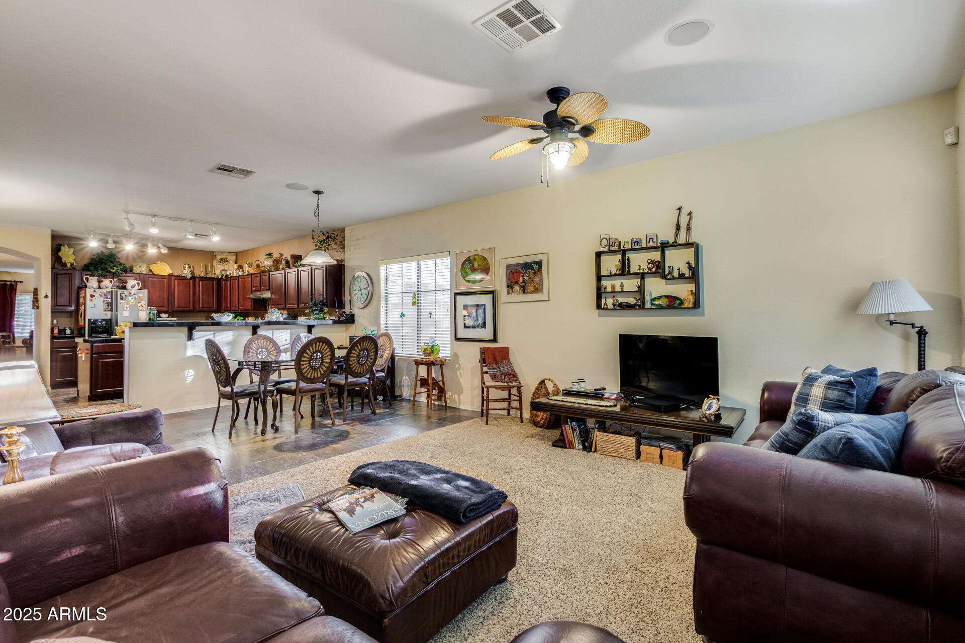 6358 South Legend Court Gilbert, AZ 85298 - Photo 13 of 38 14 - Legend