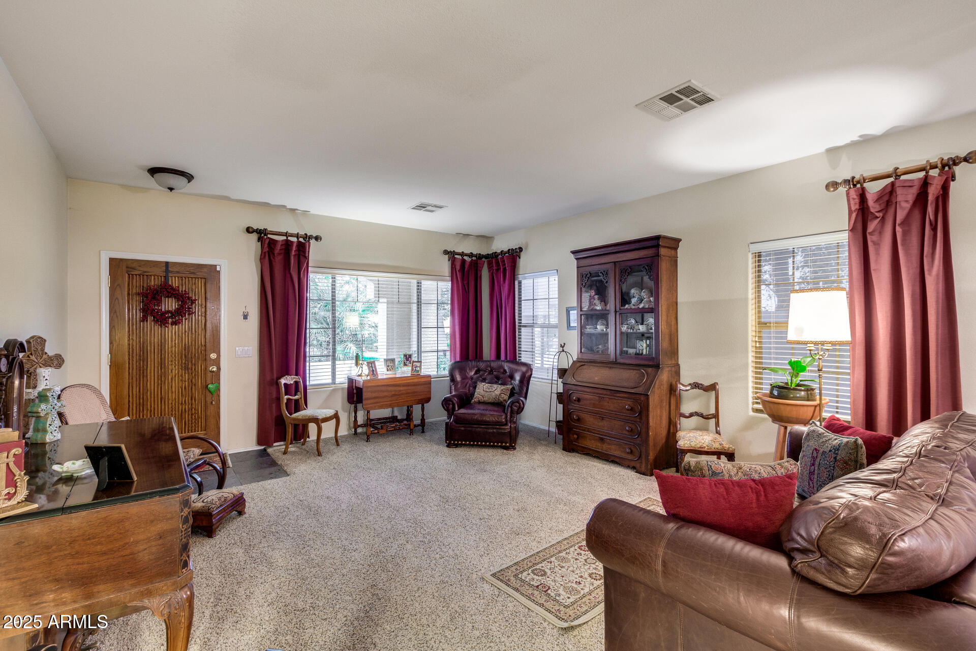 6358 South Legend Court Gilbert, AZ 85298 - Photo 8 of 38 07 - Legend